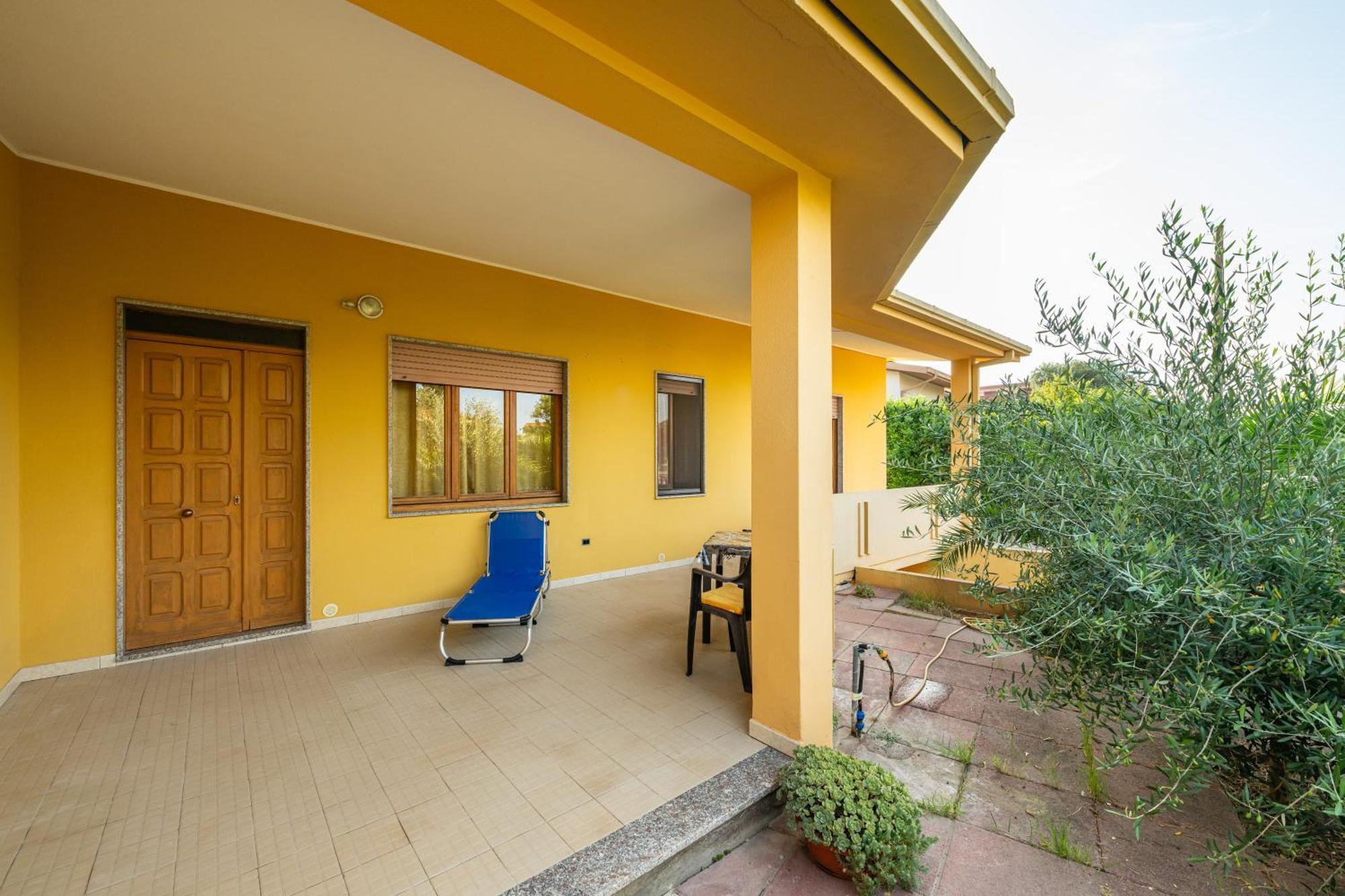 Casa Vacanze San Giovanni San Giovanni Suèrgiu Kültér fotó