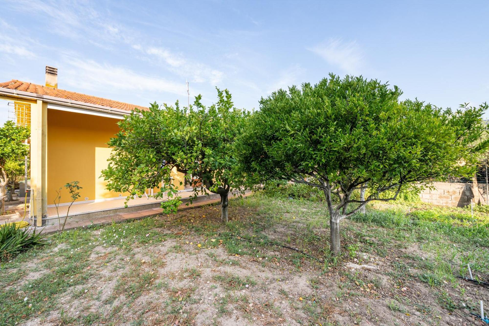 Casa Vacanze San Giovanni San Giovanni Suèrgiu Kültér fotó